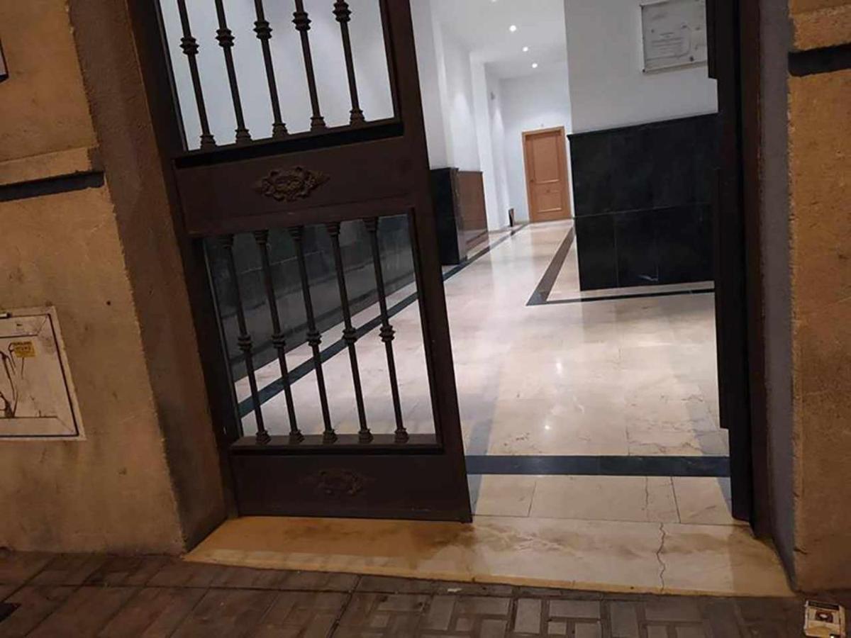 Charming Malaga Stay Walk To Top Sights Exteriér fotografie